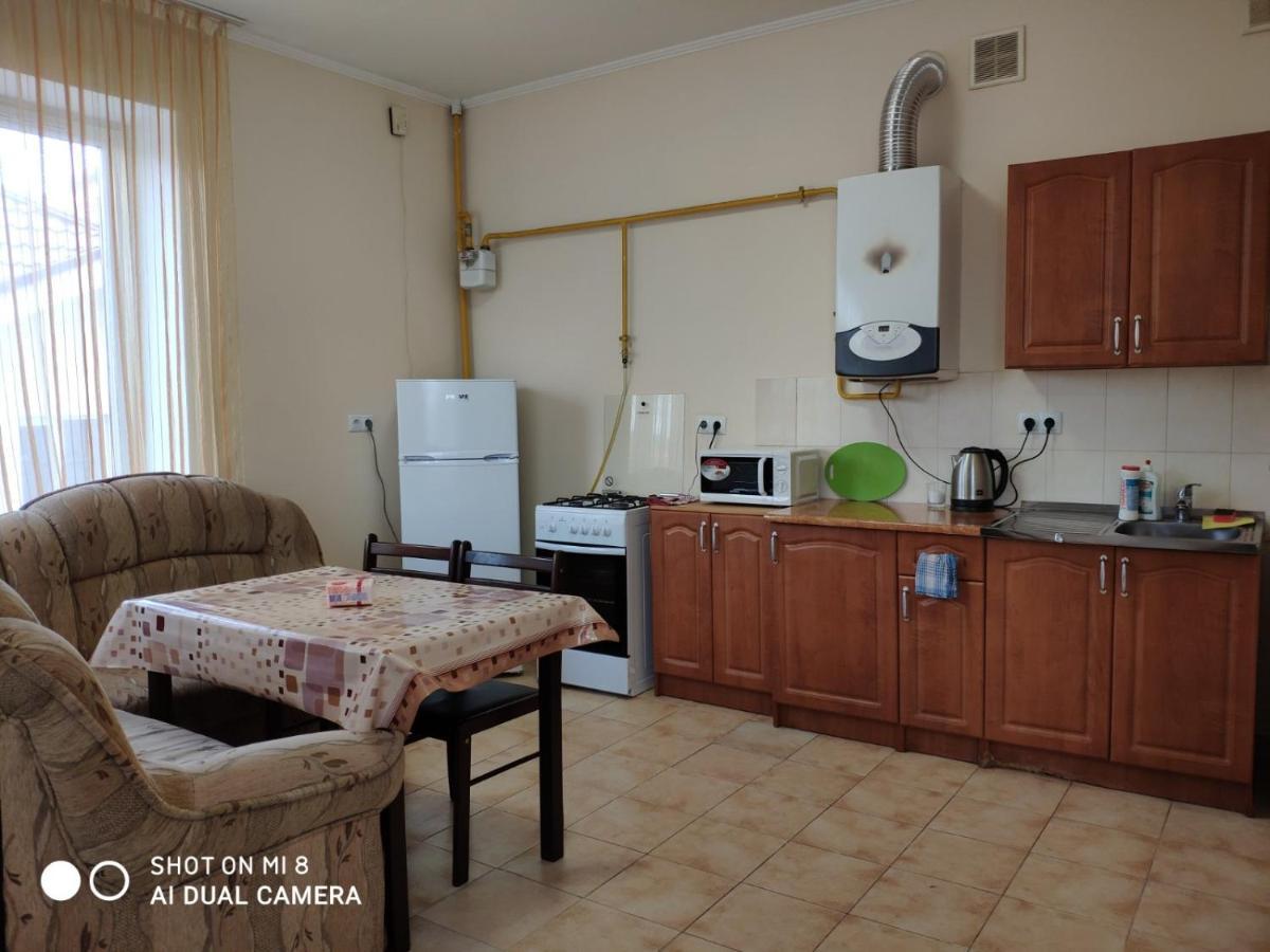 Apartments "Domovik" Івана Парканія 2А Кв 19 Mukachevo Exterior foto